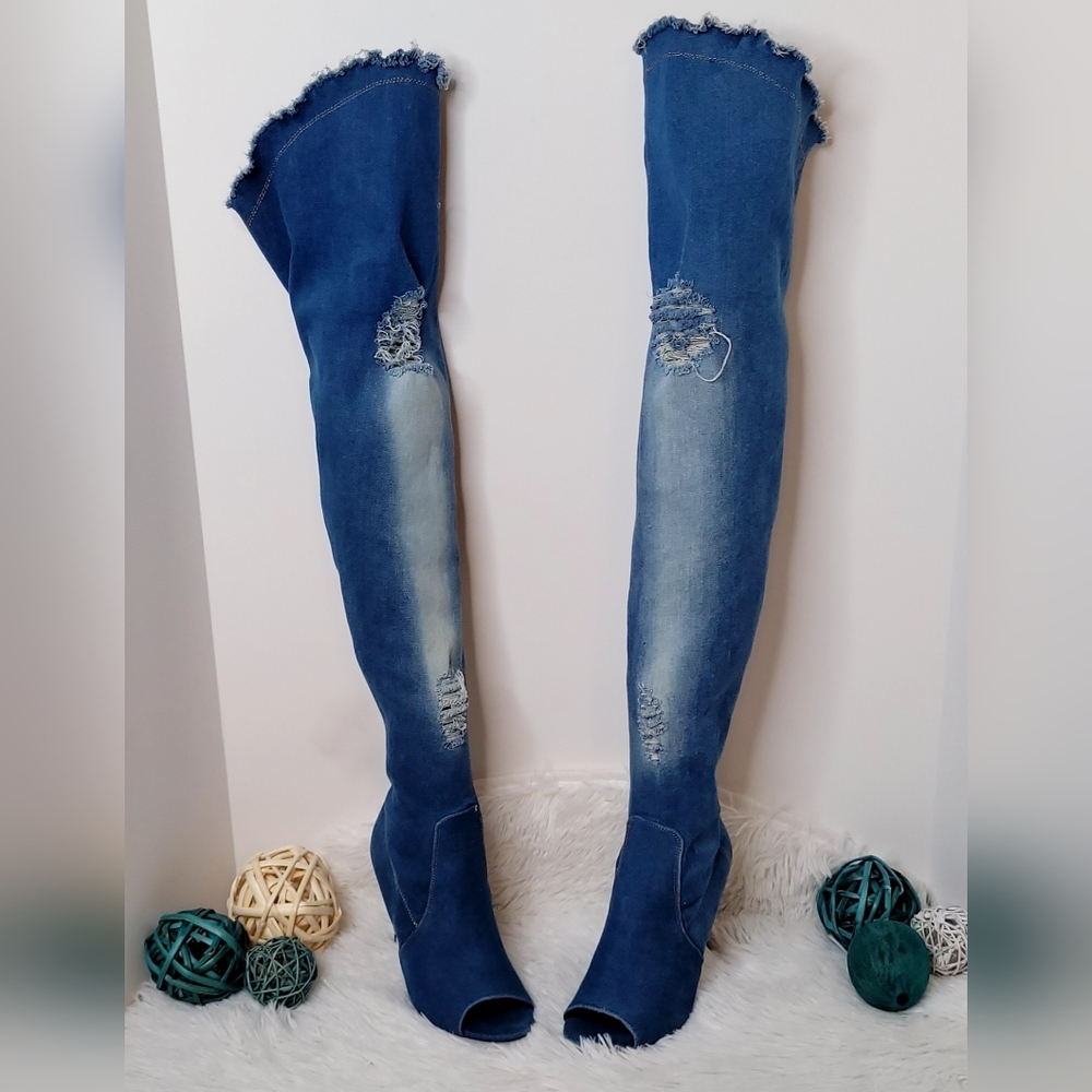 Boots - Picture 2 of 2